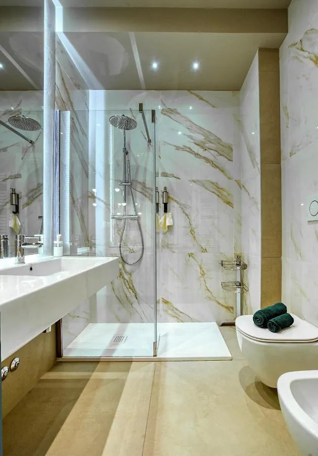 Suite Bimo - Vicino Metro, Citylife, Stadio San Siro E Fiera Milan 0*,  Italy